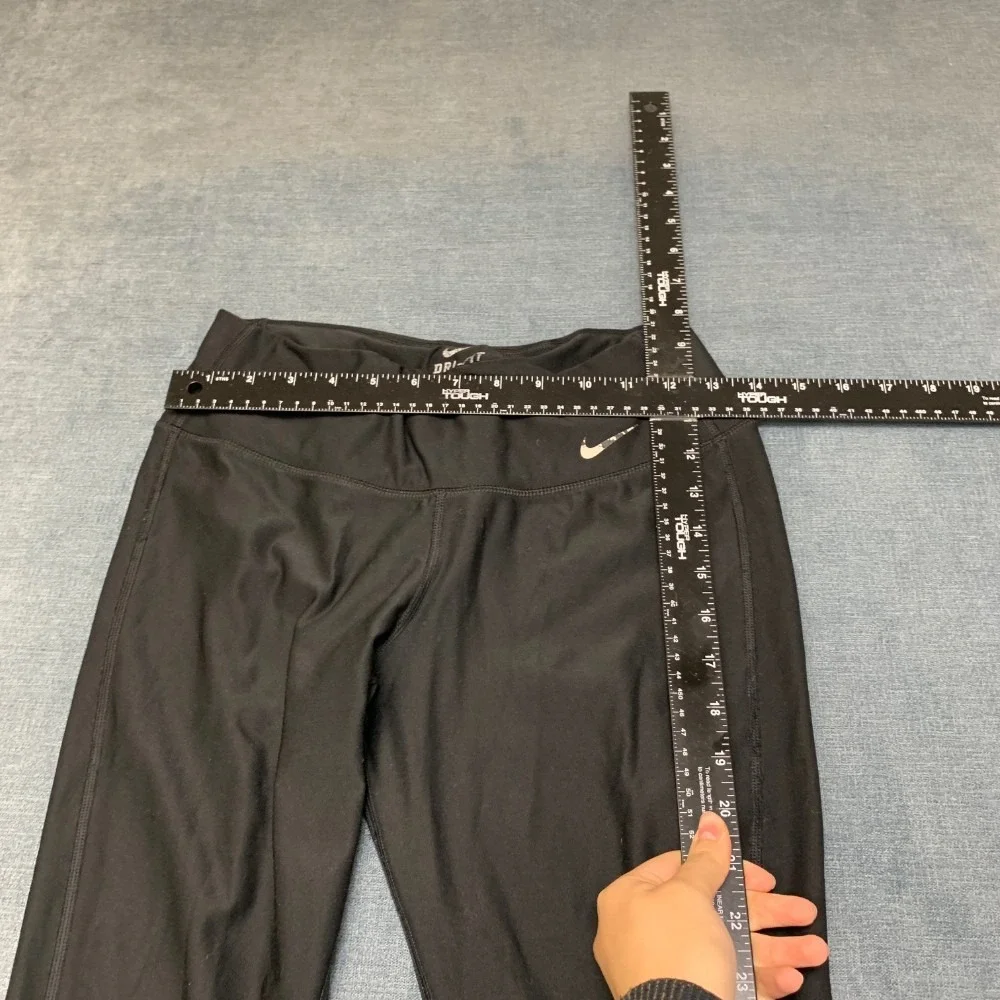 Nike Dri-Fit Leggings Womens Small Black Stretch Swoosh Elastic Waist Skinny Leg